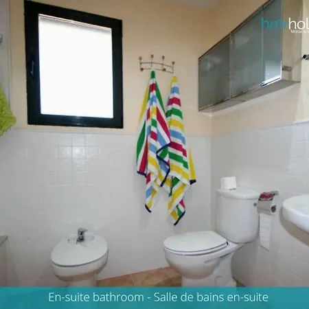 Casa Cariad - Hmr Holidays Apartment